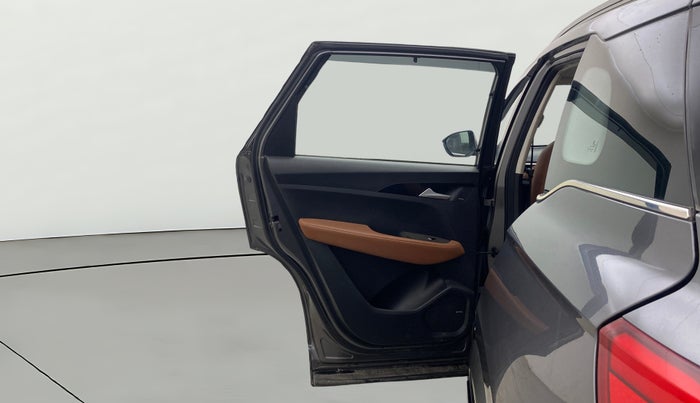 2021 MG HECTOR PLUS SHARP 2.0 DIESEL TURBO MT 6-STR, Diesel, Manual, 73,880 km, LHS Rear Door