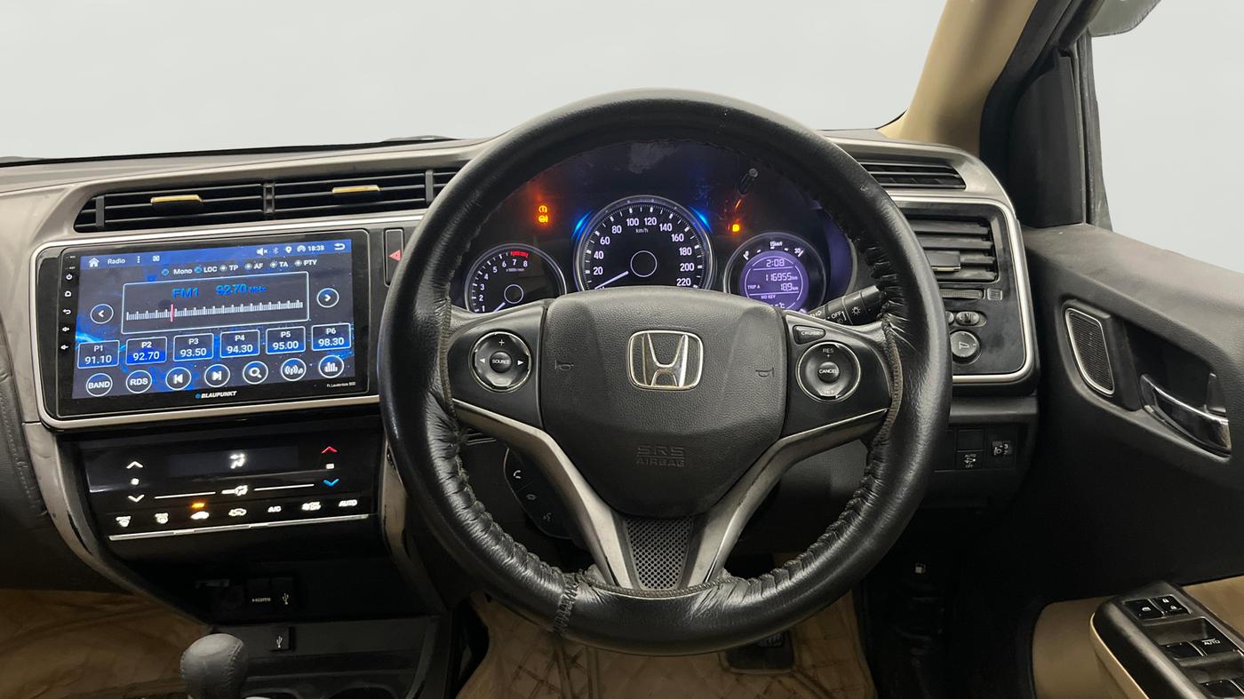 2017 Honda City 1.5L I-VTEC VX, Petrol, Manual, 1,16,936 km, Steering Wheel Close Up