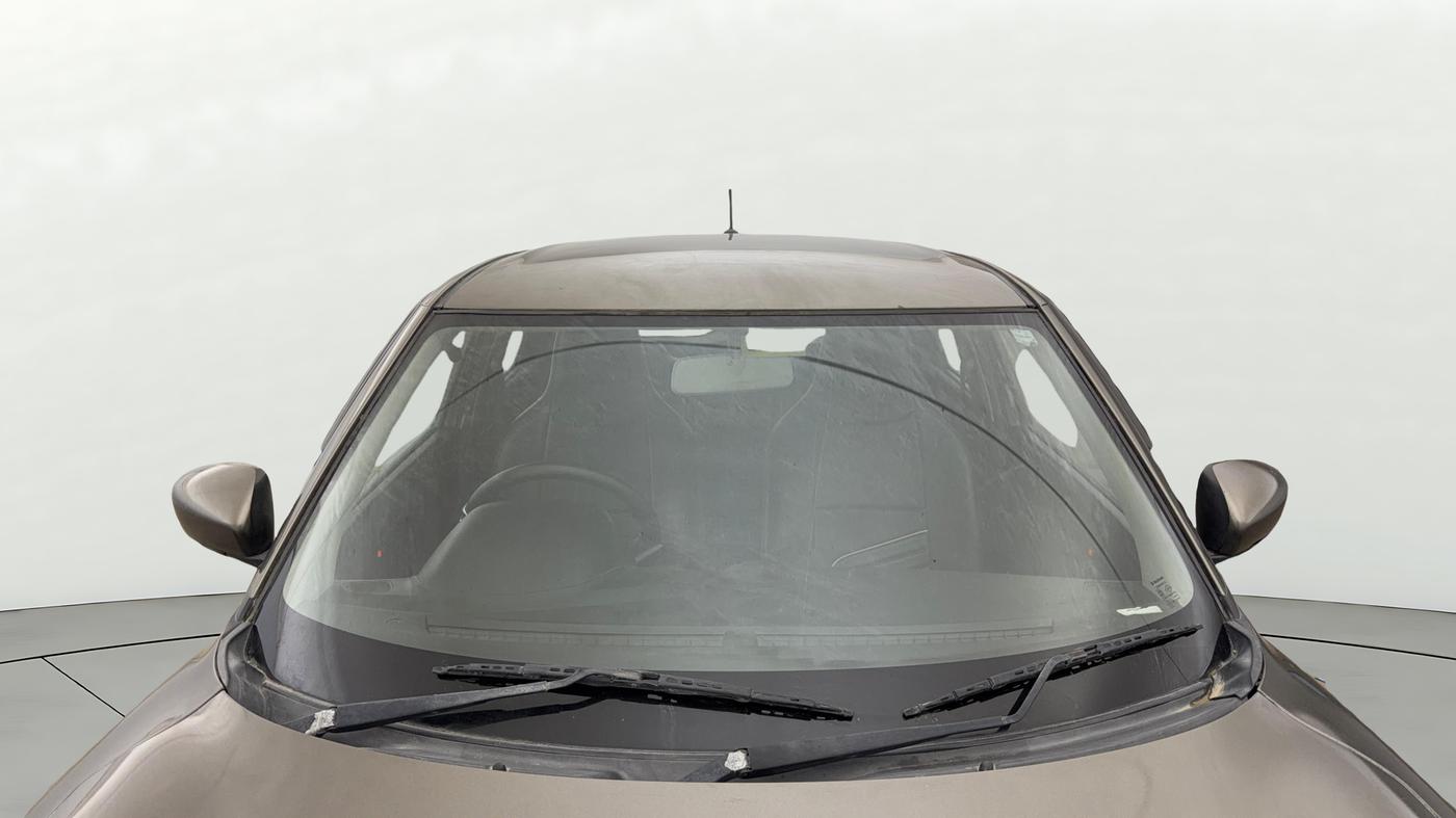 2019 Maruti Swift LXI, Petrol, Manual, 57,241 km, Front Windshield