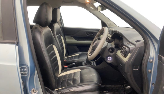 2021 Tata PUNCH ADVENTURE MT, Petrol, Manual, 60,168 km, Right Side Front Door Cabin