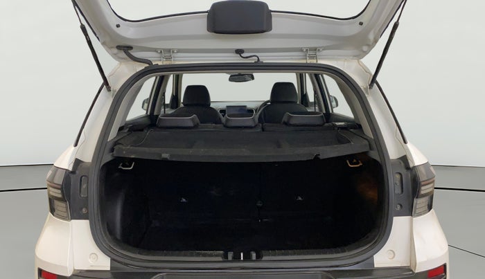 2023 Hyundai VENUE SX (O) 1.5 CRDI, Diesel, Manual, 81,168 km, Boot Open Zoomed View