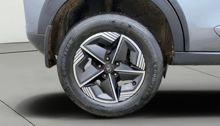 2024 Tata NEXON CREATIVE + SUNROOF 1.5 DIESEL, Diesel, Manual, 47,683 km, Right Rear Wheel