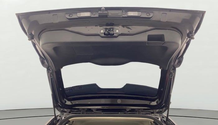 2024 Nissan MAGNITE XV MT, Petrol, Manual, 18,224 km, Boot Door Open