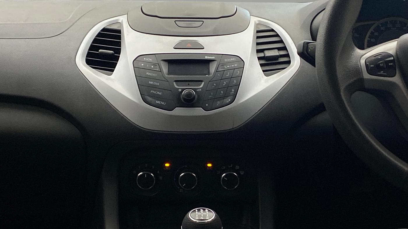 2016 Ford New Figo TREND 1.2 PETROL, Petrol, Manual, 91,413 km, Air Conditioner