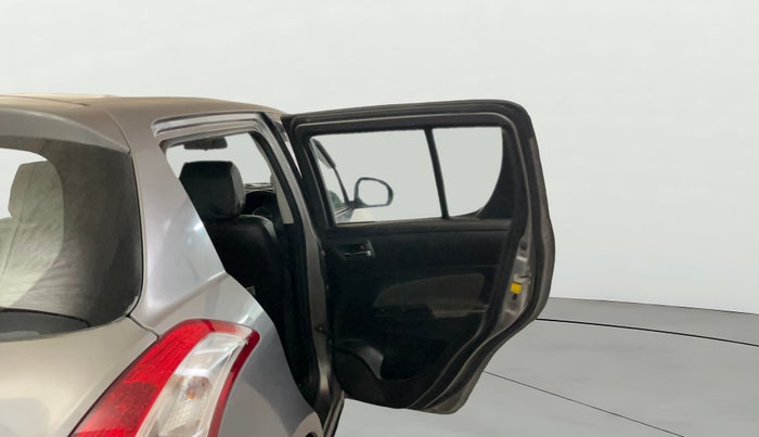 2014 Maruti Swift VXI, Petrol, Manual, 38,311 km, RHS Rear Door