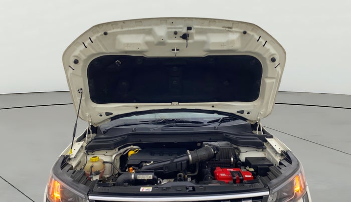 2022 Mahindra XUV300 W8 (O) 1.2 PETROL AMT, Petrol, Automatic, 30,355 km, Open Bonet