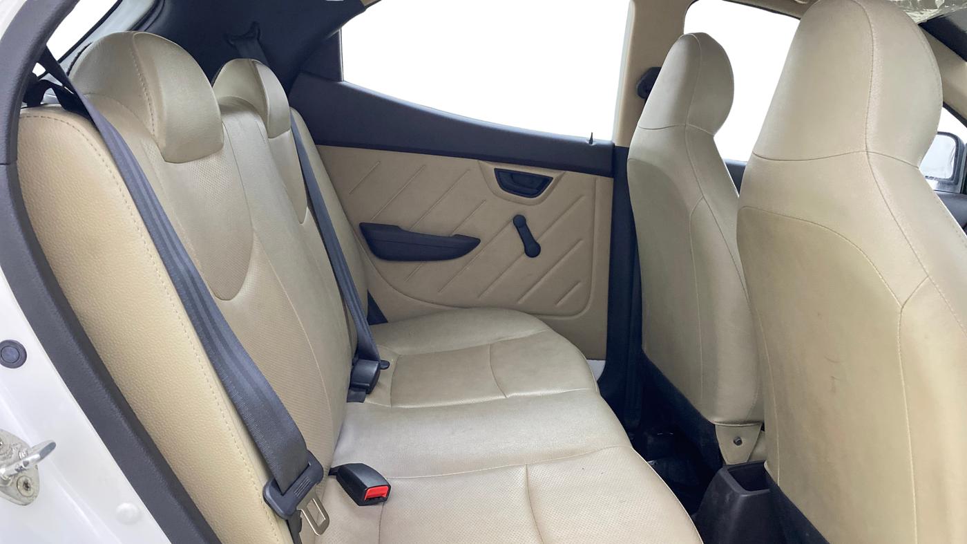 2018 Hyundai Eon ERA +, Petrol, Manual, 55,426 km, Right Side Rear Door Cabin