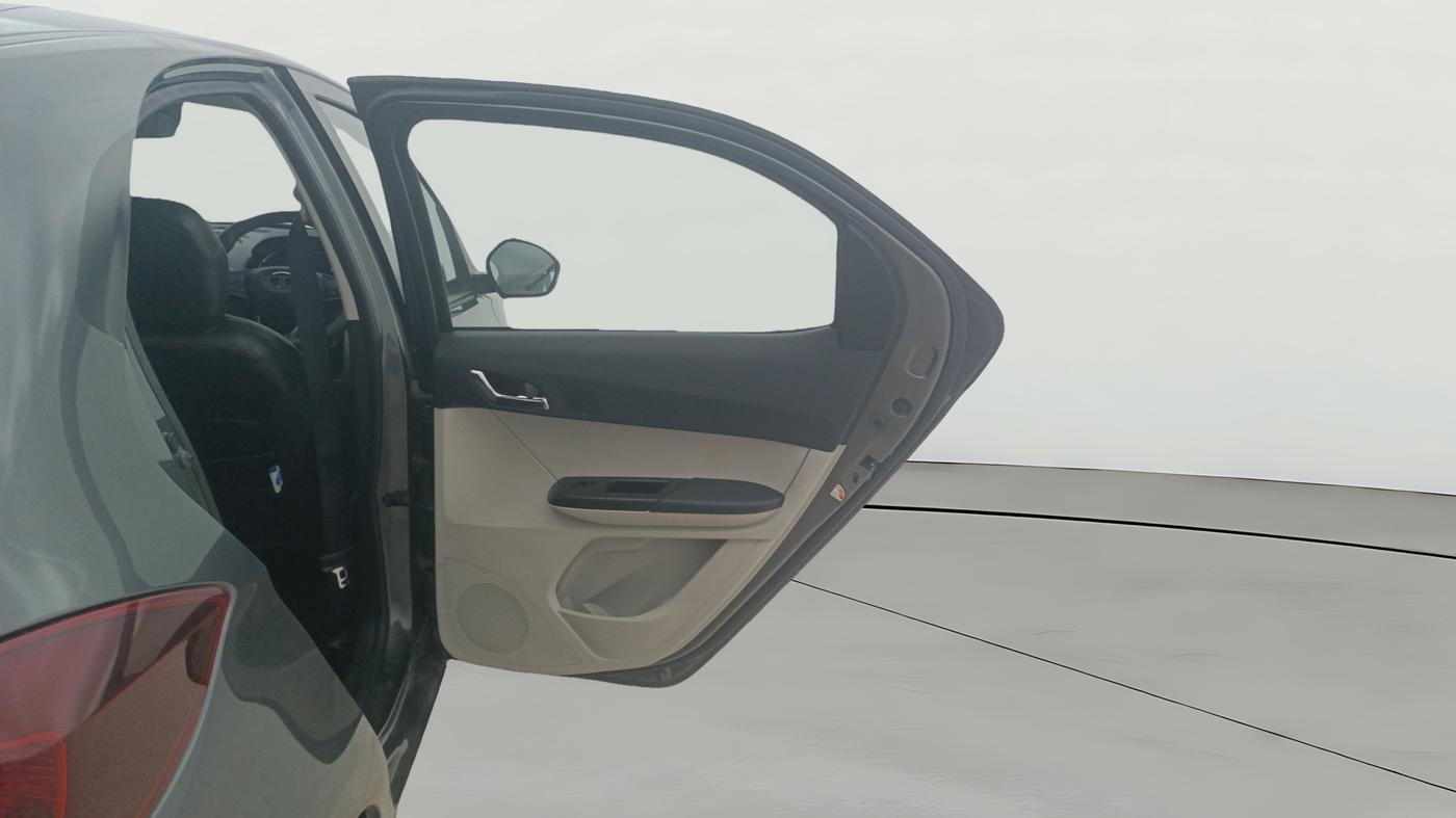 2024 Tata Tiago XZA PLUS PETROL, Petrol, Automatic, 11,683 km, RHS Rear Door
