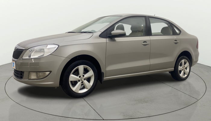 2015 Skoda Rapid AMBITION 1.6 MPI MT, Petrol, Manual, 1,39,151 km, Left Front Diagonal