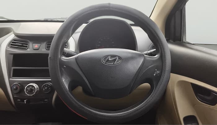 2013 Hyundai Eon ERA +, Petrol, Manual, 96,272 km, Steering Wheel Close Up