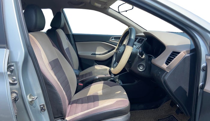 2019 Hyundai Elite i20 MAGNA PLUS 1.4 CRDI, Diesel, Manual, 91,161 km, Right Side Front Door Cabin