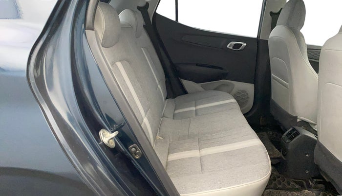 2022 Hyundai GRAND I10 NIOS SPORTZ 1.2 KAPPA VTVT CNG, CNG, Manual, 71,430 km, Right Side Rear Door Cabin