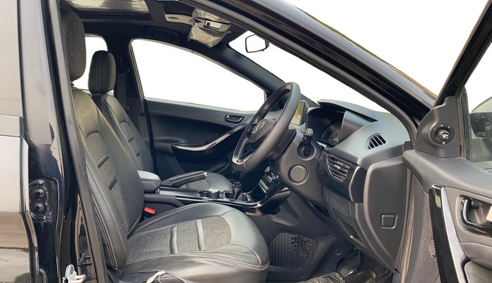 2023 Tata NEXON XZ PLUS (O) PETROL DARK EDITION, Petrol, Manual, 16,636 km, Right Side Front Door Cabin