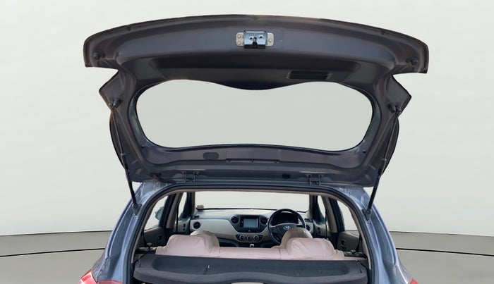 2017 Hyundai Grand i10 MAGNA 1.2 KAPPA VTVT, Petrol, Manual, 83,516 km, Boot Door Open