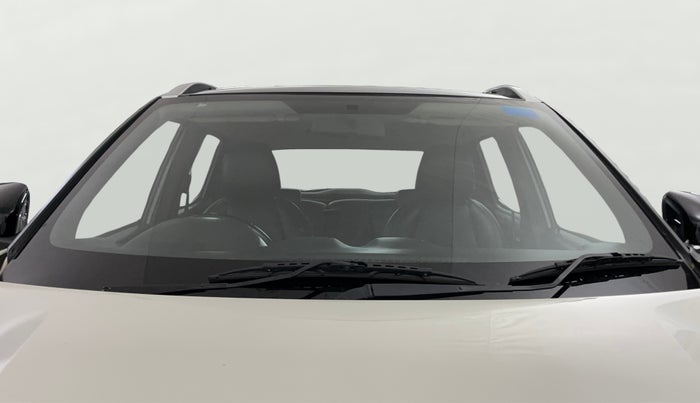 2021 Nissan MAGNITE XV PREMIUM, Petrol, Manual, 38,355 km, Front Windshield