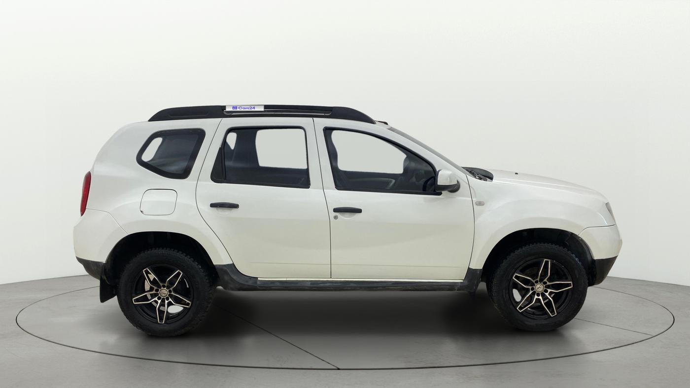 2013 Renault Duster 85 PS RXL DIESEL, Diesel, Manual, 92,584 km, Right Side View