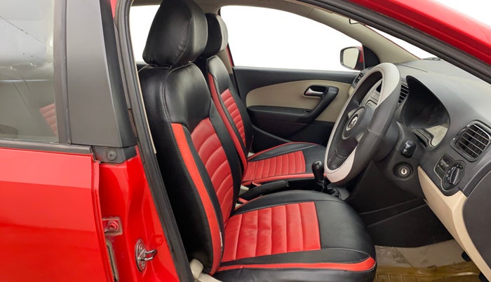2013 Volkswagen Polo COMFORTLINE 1.2L PETROL, Petrol, Manual, 1,17,957 km, Right Side Front Door Cabin