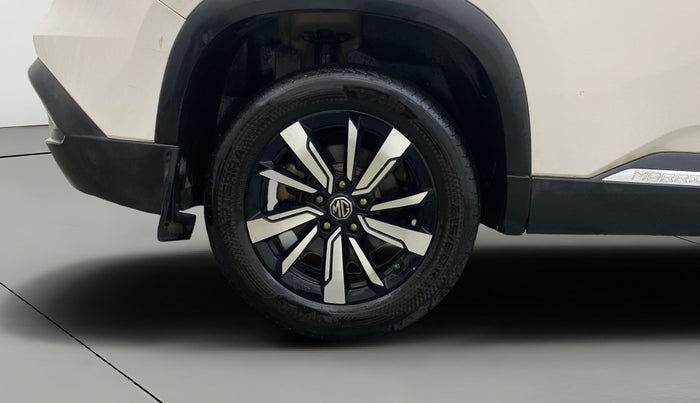 2019 MG HECTOR SHARP 1.5 DCT PETROL DUAL TONE, Petrol, Automatic, 73,696 km, Right Rear Wheel