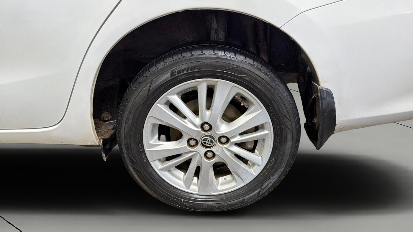 2018 Toyota YARIS V CVT, Petrol, Automatic, 98,237 km, Left Rear Wheel