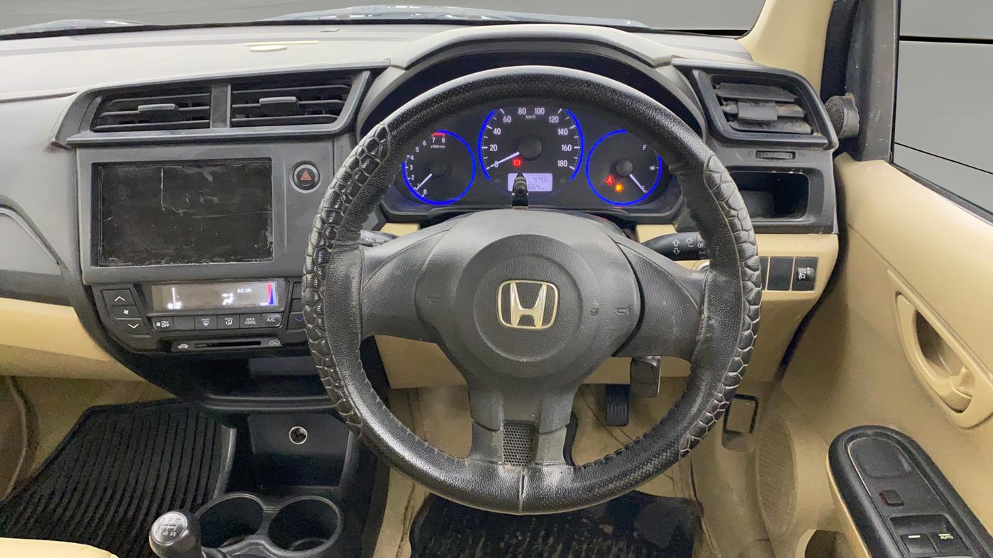 2017 Honda Amaze 1.2L I-VTEC E, CNG, Manual, 90,567 km, Steering Wheel Close Up