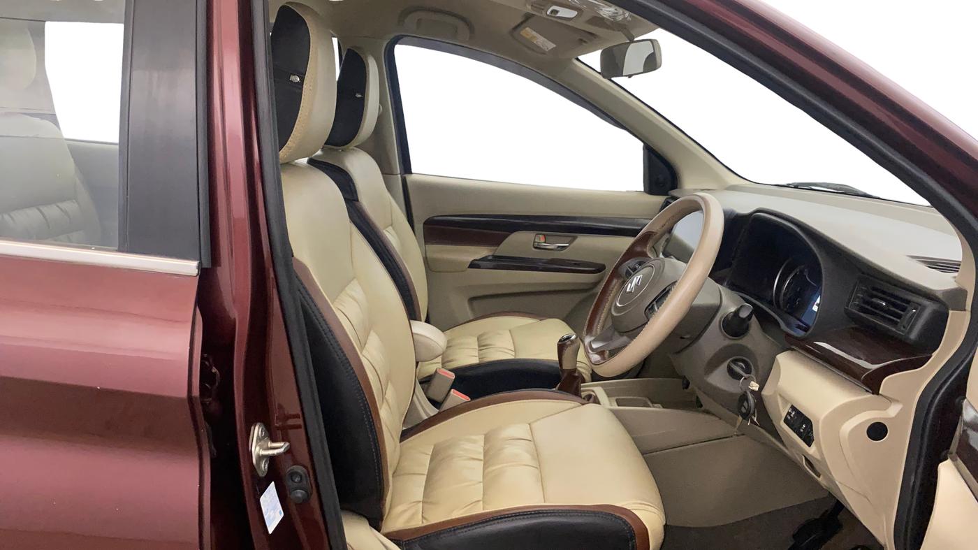 2022 Maruti Ertiga   VXI (O) CNG, CNG, Manual, 53,556 km, Right Side Front Door Cabin