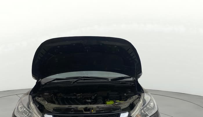 2022 Nissan Kicks XV 1.5, Petrol, Manual, 55,591 km, Open Bonet