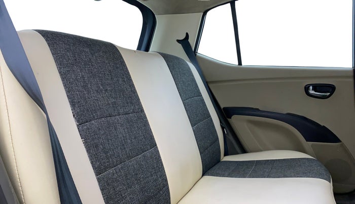 2014 Hyundai i10 SPORTZ 1.1, Petrol, Manual, 60,026 km, Right Side Rear Door Cabin