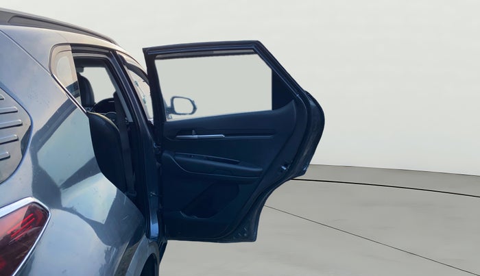 2023 KIA SONET HTK PLUS 1.0 IMT, Petrol, Manual, 22,001 km, RHS Rear Door