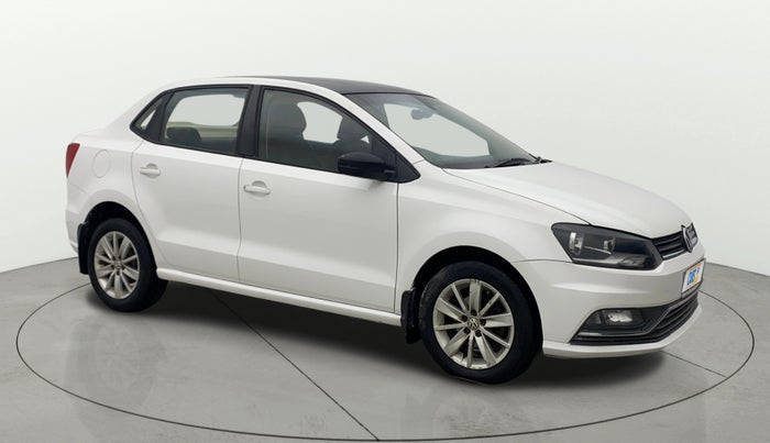 2017 Volkswagen Ameo HIGHLINE PLUS 1.5L AT 16 ALLOY, Diesel, Automatic, 1,37,489 km, Right Front Diagonal