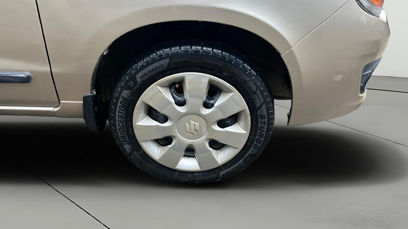 2013 Maruti Alto K10 VXI, Petrol, Manual, 45,404 km, Right Front Wheel