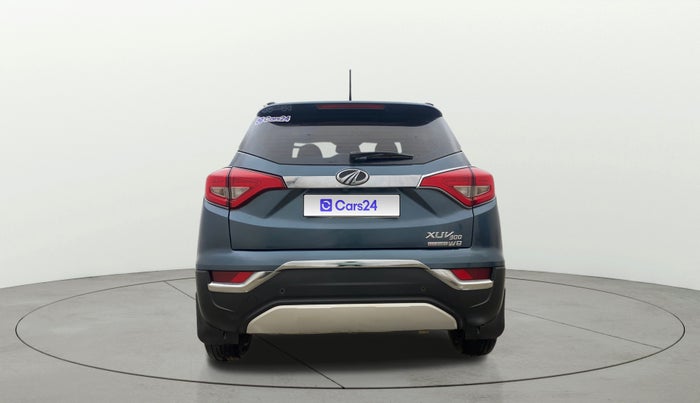 2022 Mahindra XUV300 W8 (O) 1.2 PETROL AMT, Petrol, Automatic, 35,215 km, Back/Rear