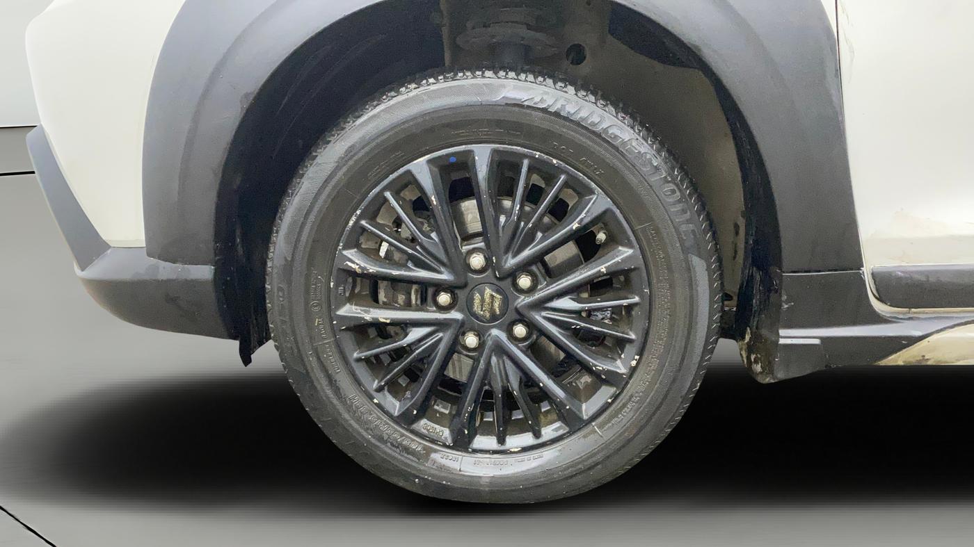 2019 Maruti XL6 ALPHA MT, Petrol, Manual, 59,072 km, Left Front Wheel