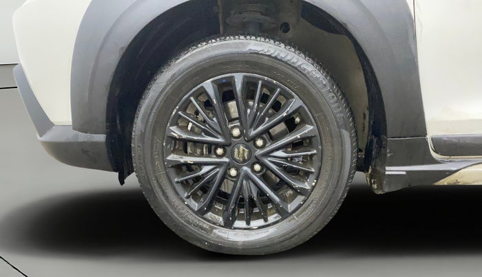 2019 Maruti XL6 ALPHA MT, Petrol, Manual, 59,072 km, Left Front Wheel