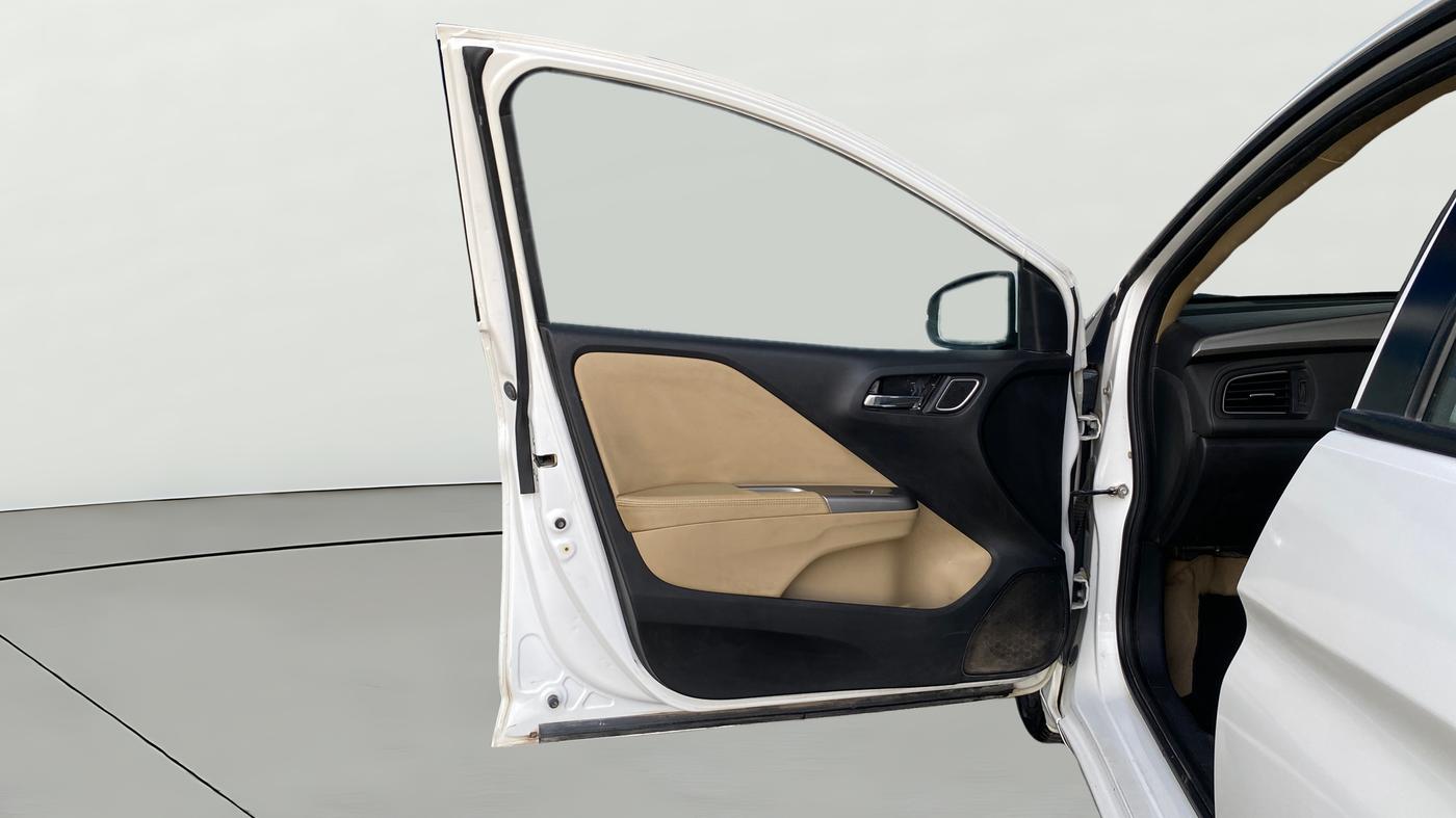 2019 Honda City 1.5L I-VTEC ZX CVT, CNG, Automatic, 1,12,379 km, LHS Front Door