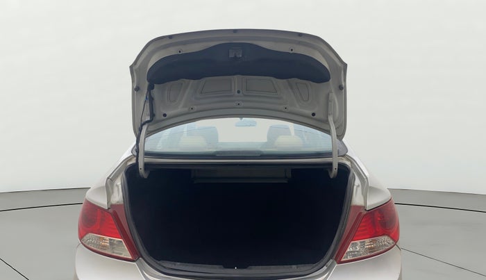 2014 Hyundai Verna FLUIDIC 1.6 CRDI SX, Diesel, Manual, 1,44,910 km, Boot Open Zoomed View