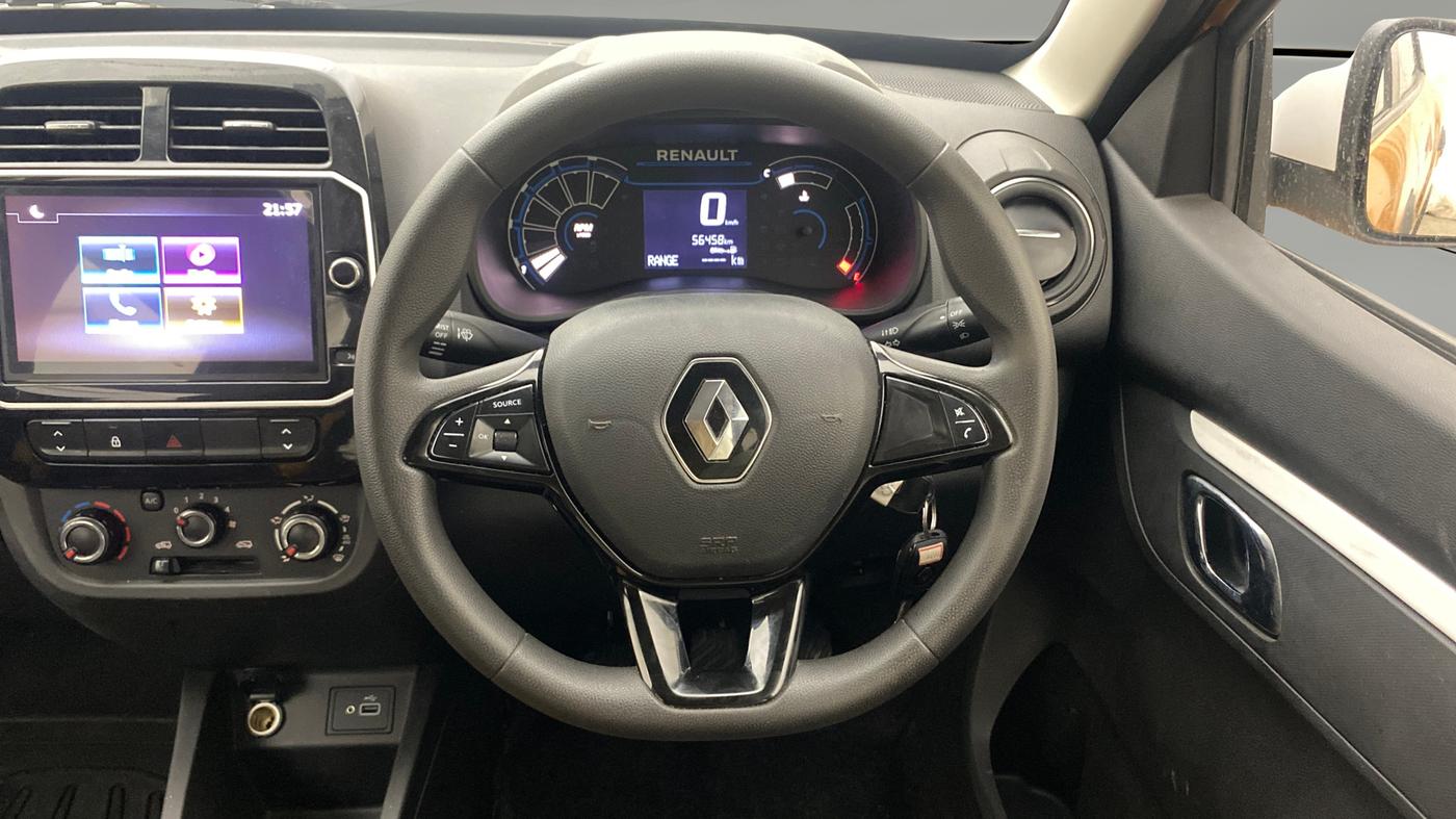 2023 Renault Kwid CLIMBER MT 1.0, Petrol, Manual, 56,458 km, Steering Wheel Close Up