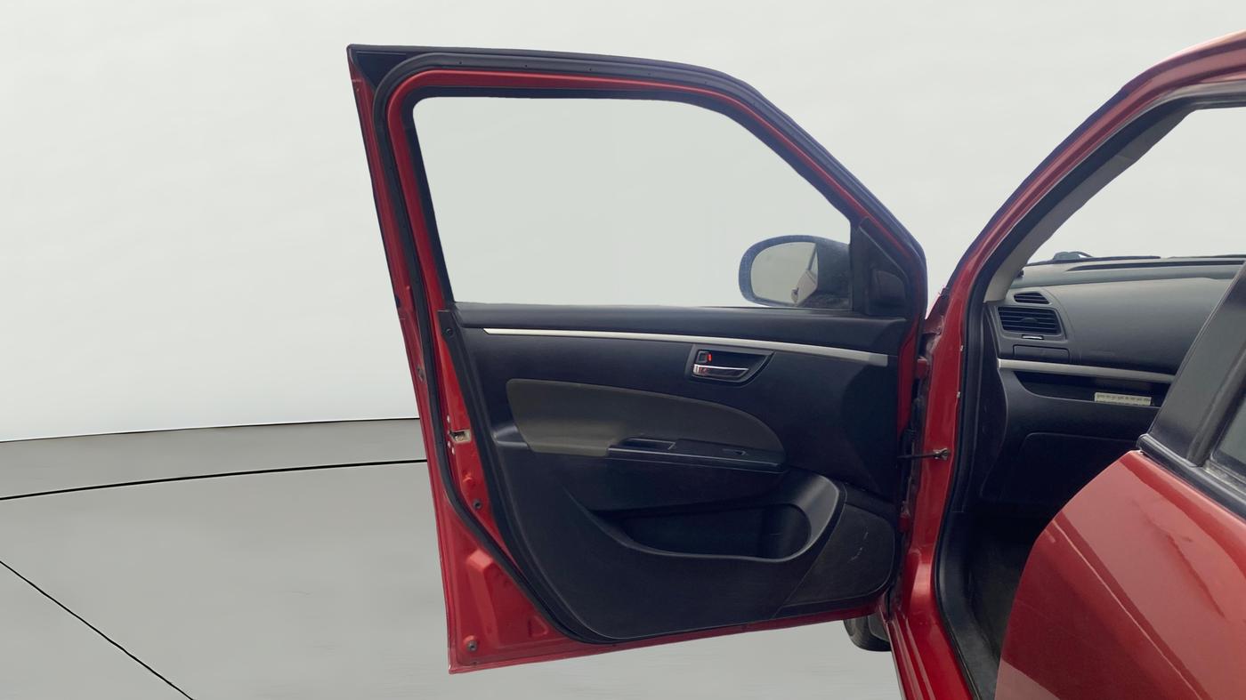2014 Maruti Swift ZXI, Petrol, Manual, 94,274 km, LHS Front Door