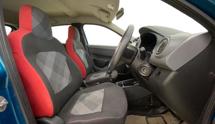 2019 Renault Kwid RXT 0.8, Petrol, Manual, 40,633 km, Right Side Front Door Cabin