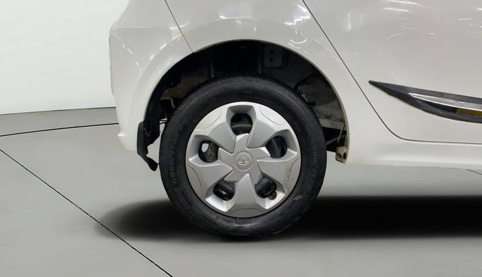 2022 Tata Tiago XT CNG, CNG, Manual, 14,186 km, Right Rear Wheel
