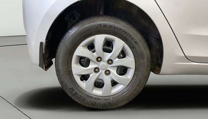 2016 Hyundai Elite i20 ERA 1.2, Petrol, Manual, 19,124 km, Right Rear Wheel