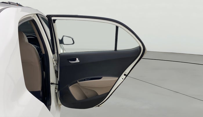 2017 Hyundai Xcent SX 1.2, CNG, Manual, 78,345 km, RHS Rear Door