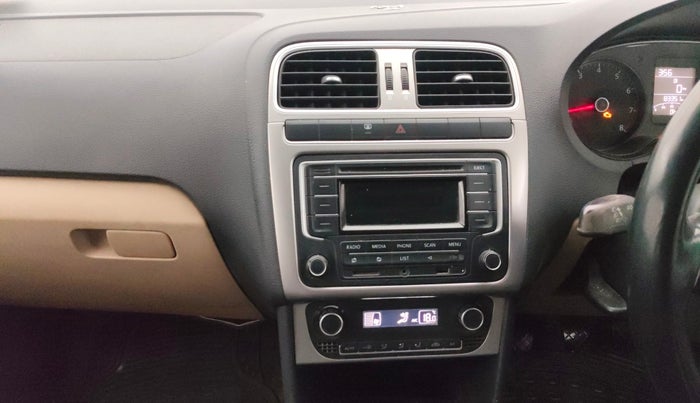 2015 Volkswagen Polo HIGHLINE1.2L, CNG, Manual, 83,337 km, Air Conditioner