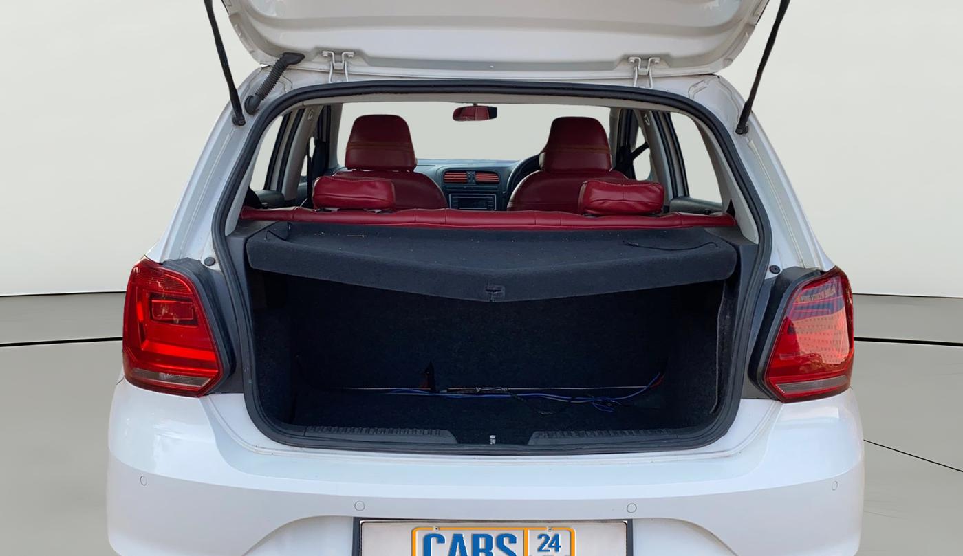 2021 Volkswagen Polo COMFORTLINE 1.0L MPI, Petrol, Manual, 66,794 km, Boot Open Zoomed View