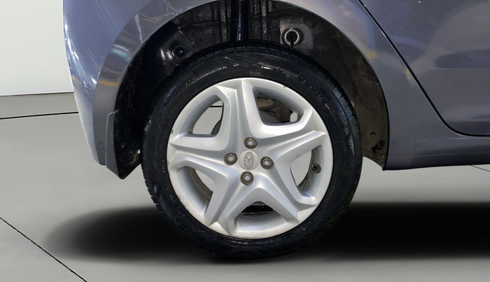 2017 Hyundai Elite i20 ASTA 1.2, Petrol, Manual, 22,932 km, Right Rear Wheel