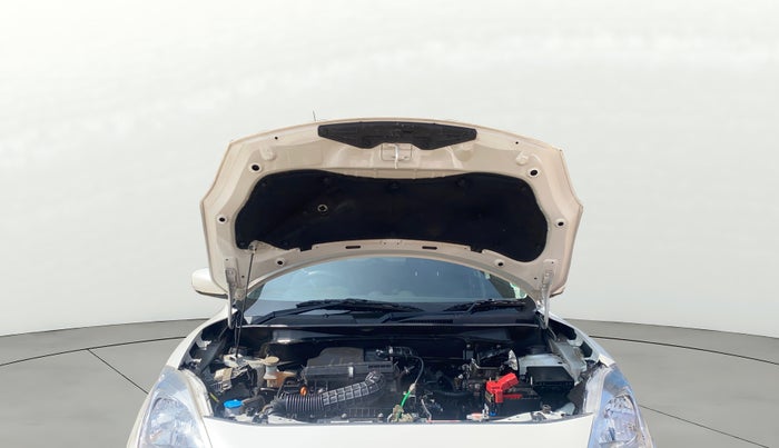 2023 Maruti Swift VXI CNG, CNG, Manual, 14,107 km, Open Bonet