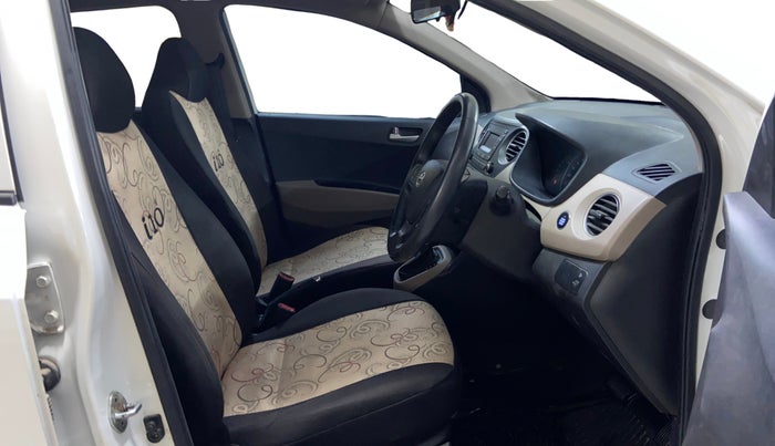 2016 Hyundai Grand i10 ASTA (O) AT 1.2 KAPPA VTVT, Petrol, Automatic, 43,523 km, Right Side Front Door Cabin