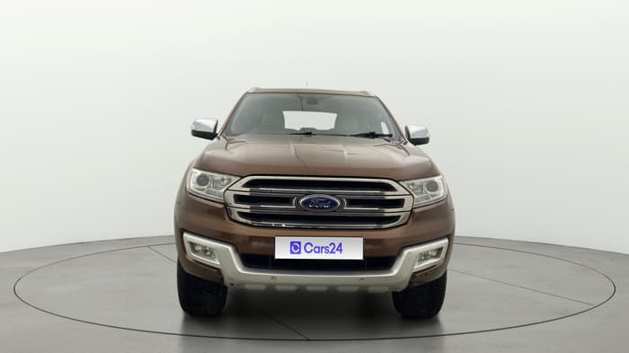 2017 Ford Endeavour TITANIUM 3.2 4X4 AT, Diesel, Automatic, 1,35,440 km, Front