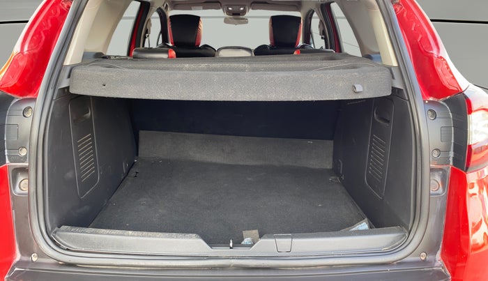 2018 Renault Captur RXT PETROL, Petrol, Manual, 42,499 km, Boot Open Zoomed View