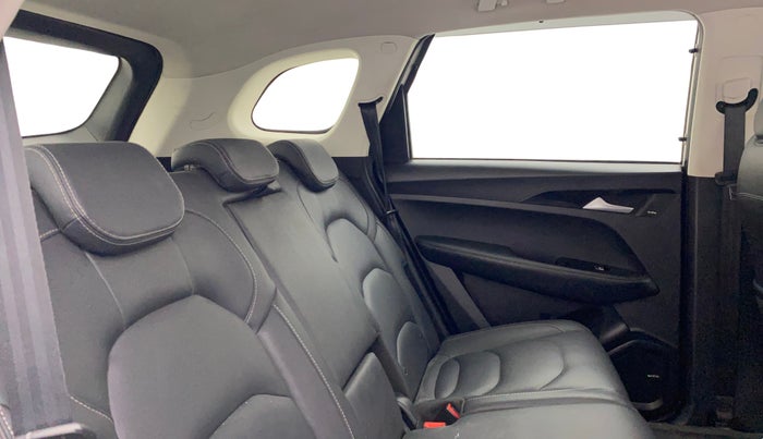 2019 MG HECTOR SMART 2.0 DIESEL, Diesel, Manual, 77,249 km, Right Side Rear Door Cabin