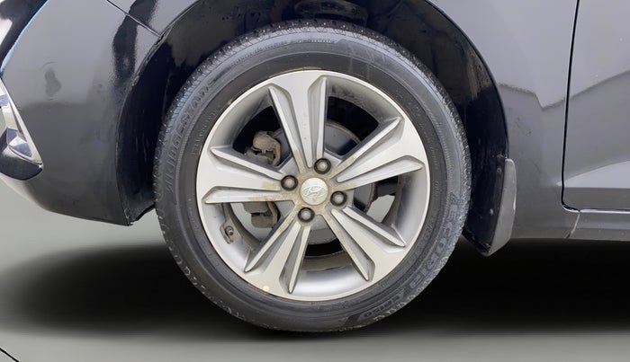 2019 Hyundai Verna 1.6 VTVT SX, Petrol, Manual, 25,310 km, Left Front Wheel